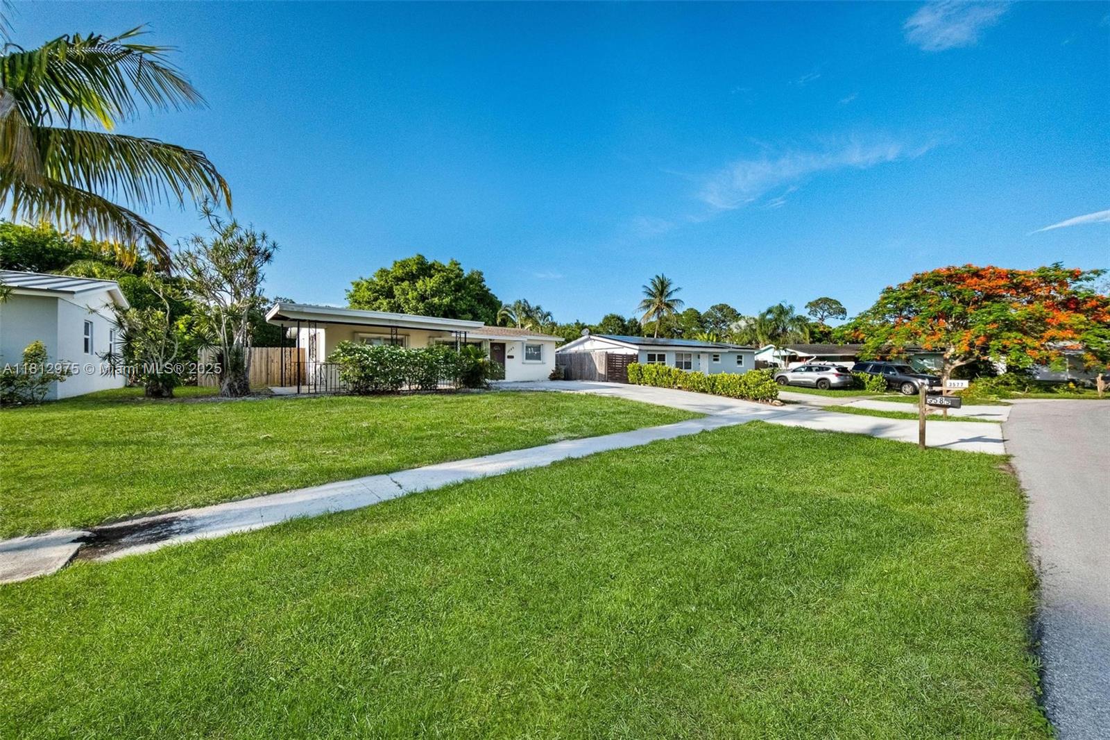 3589 Island Rd, Palm Beach Gardens, Florida image 2