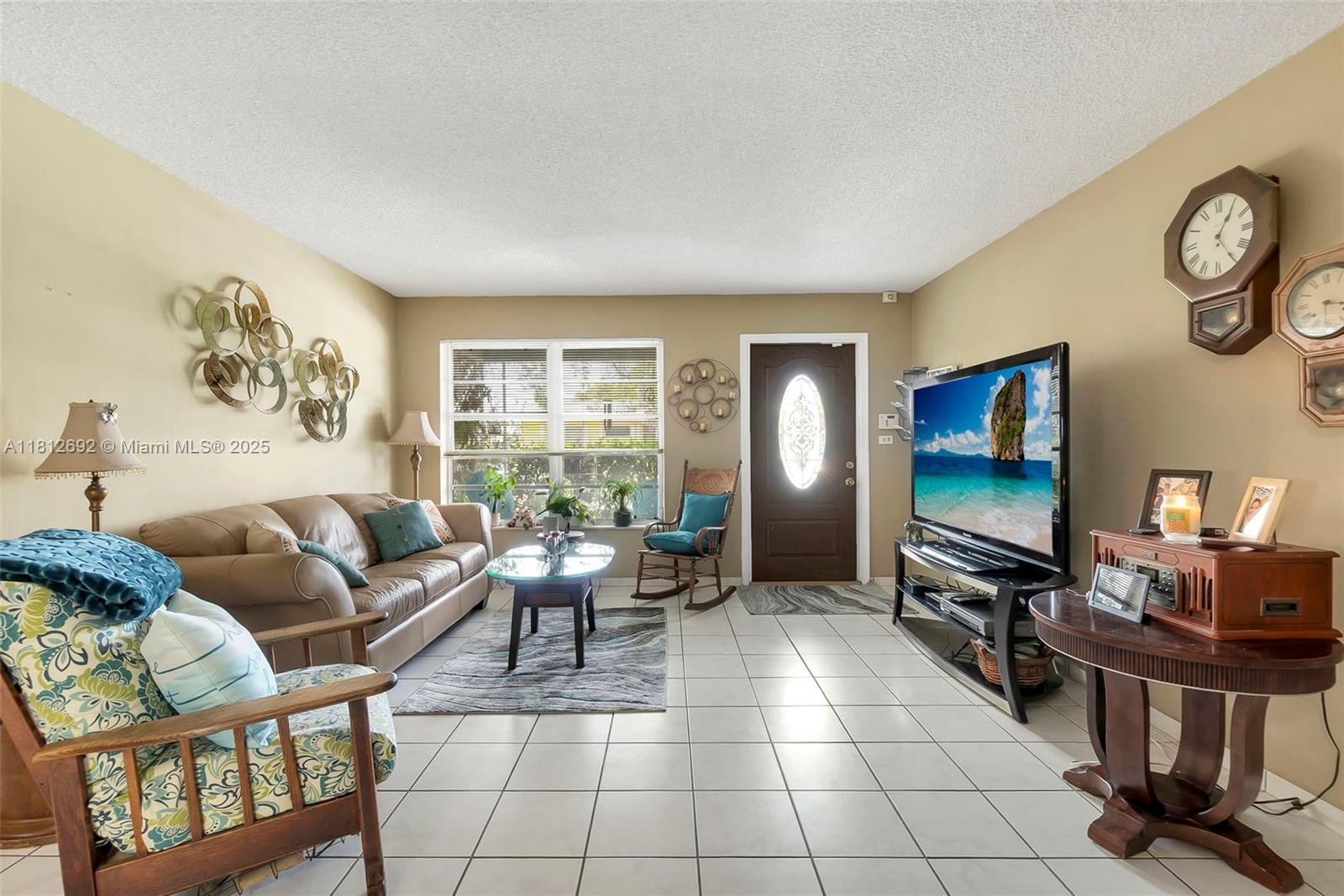 5714 NW 66th Ter, Tamarac, Florida image 3