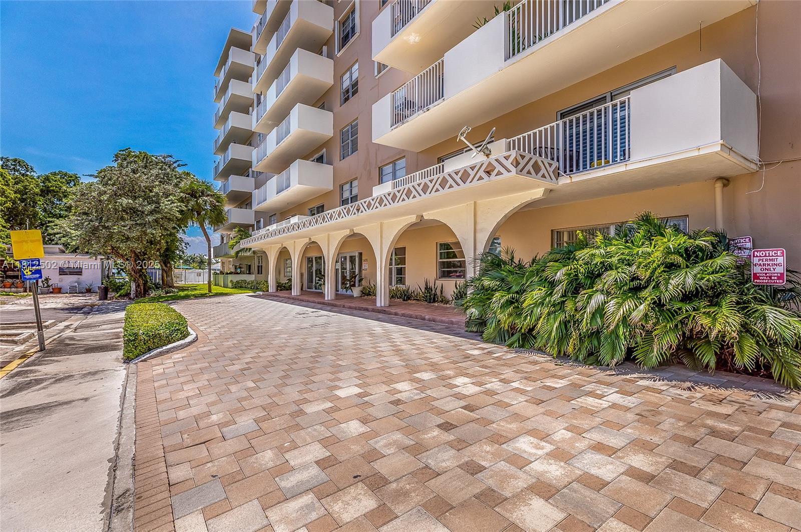 1455 N Treasure Dr #6C, North Bay Village, Florida image 7