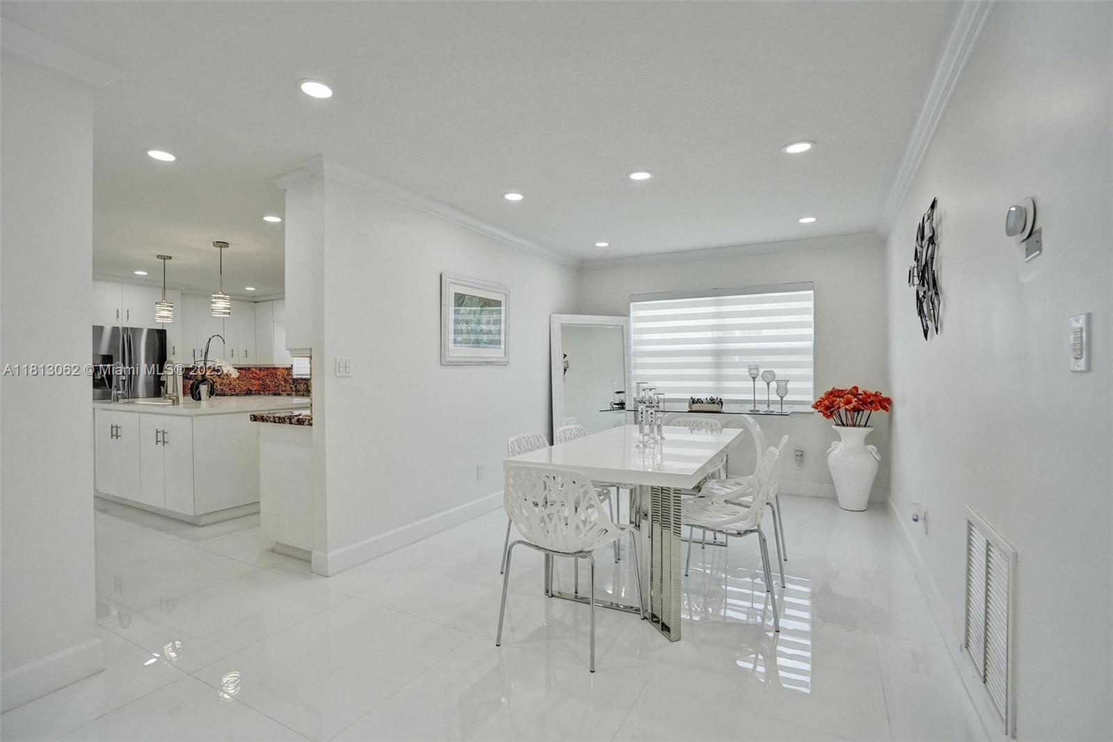 8438 NW 26th Dr, Coral Springs, Florida image 7