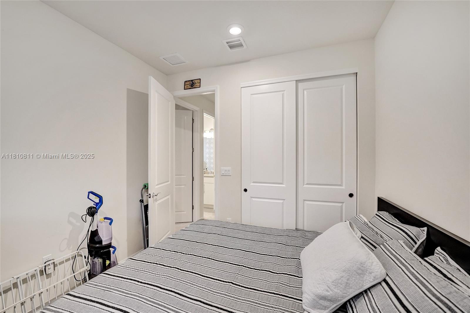 4810 Eucalyptus Dr #1, Hollywood, Florida image 32
