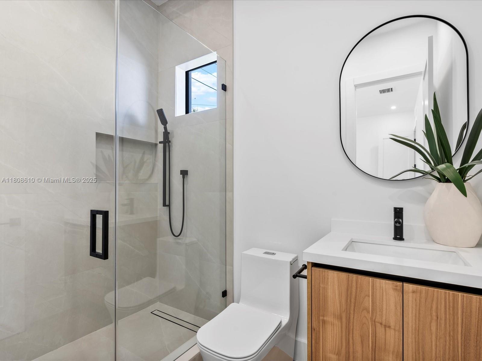 1735 SW 24th Ter, Miami, Florida image 36