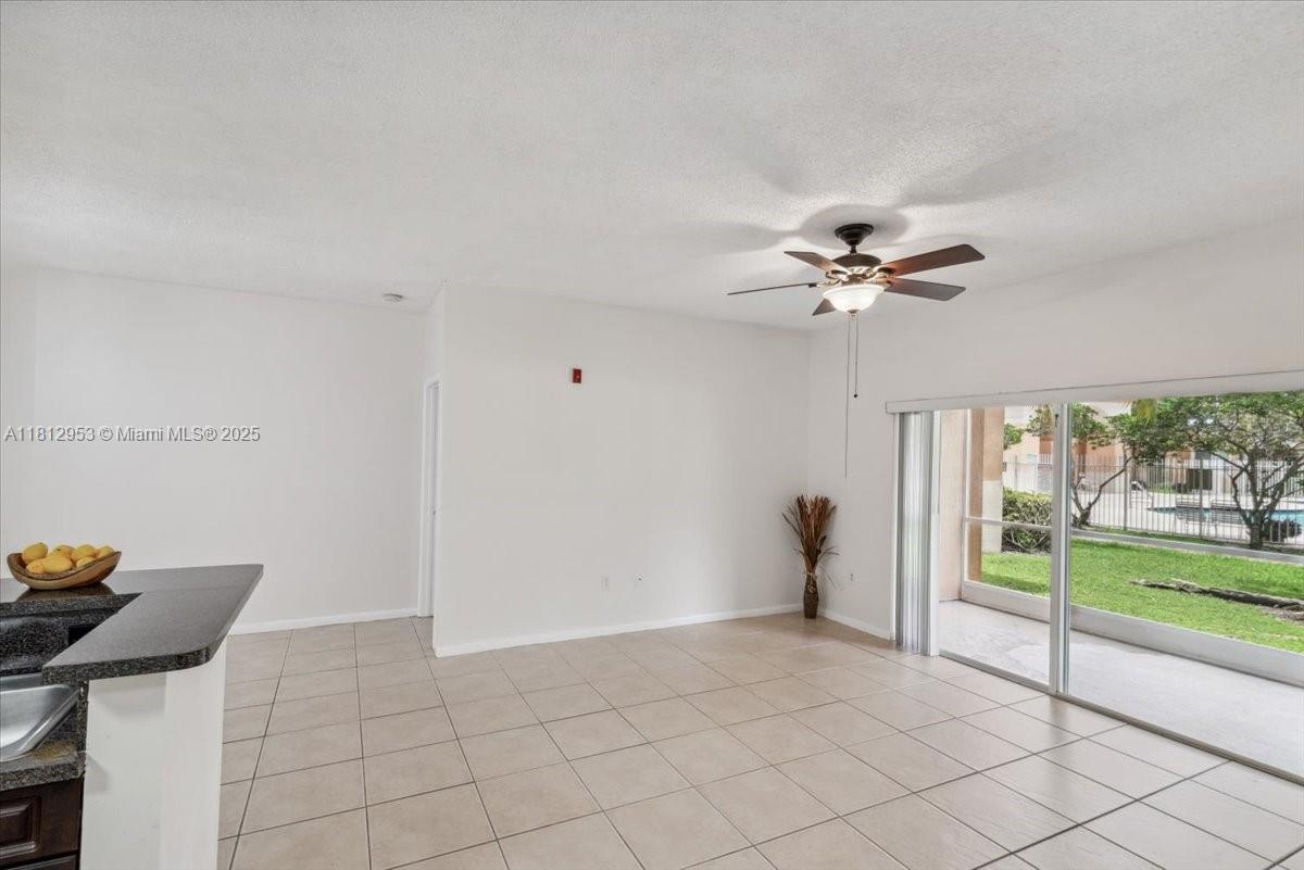 6952 SW 39th St #C105, Davie, Florida image 20