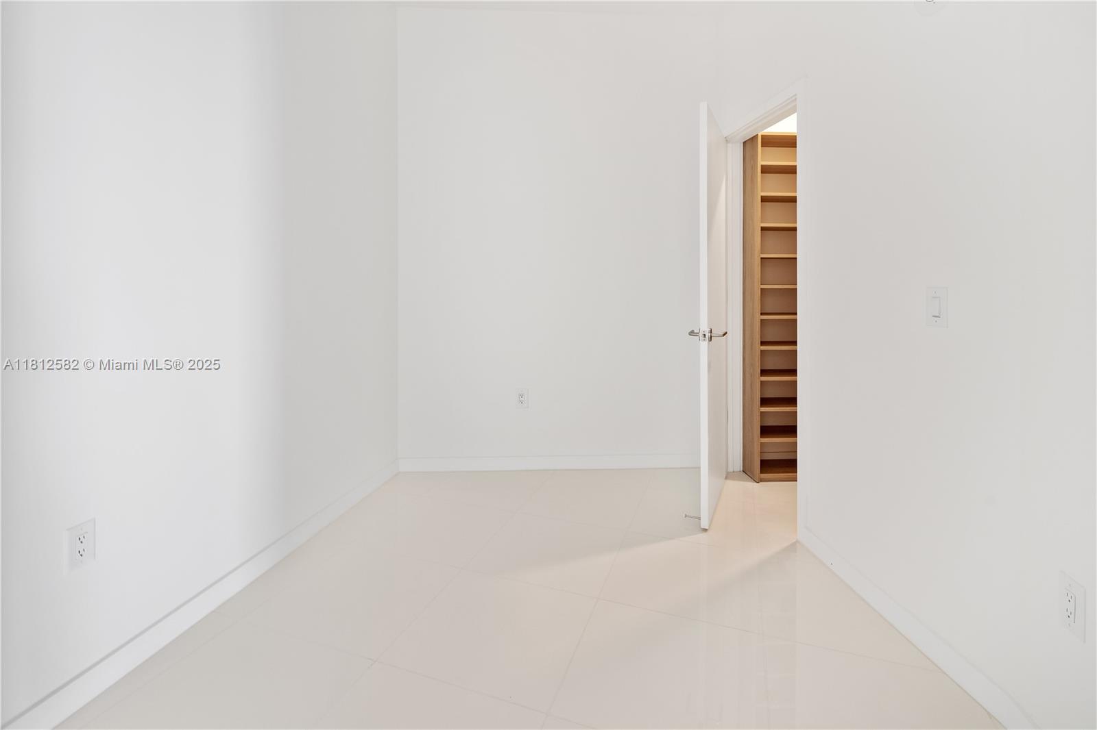 851 NE 1st Ave #4203, Miami FL 33132