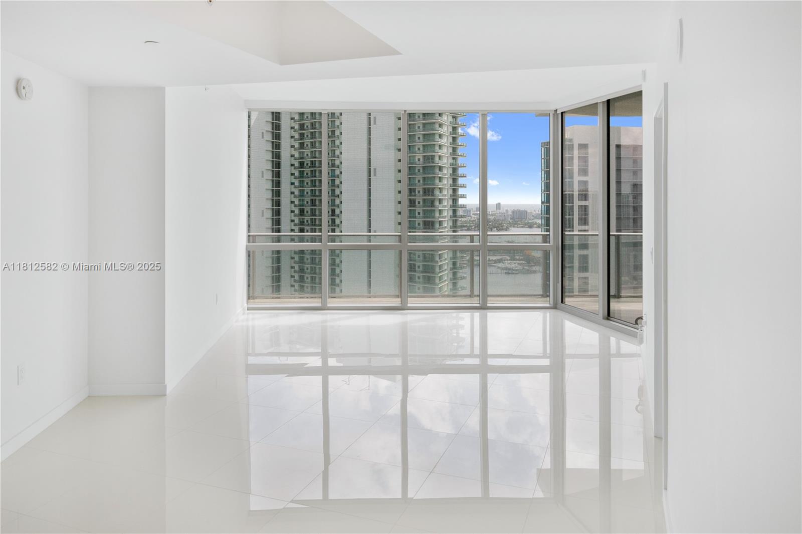 851 NE 1st Ave #4203, Miami FL 33132