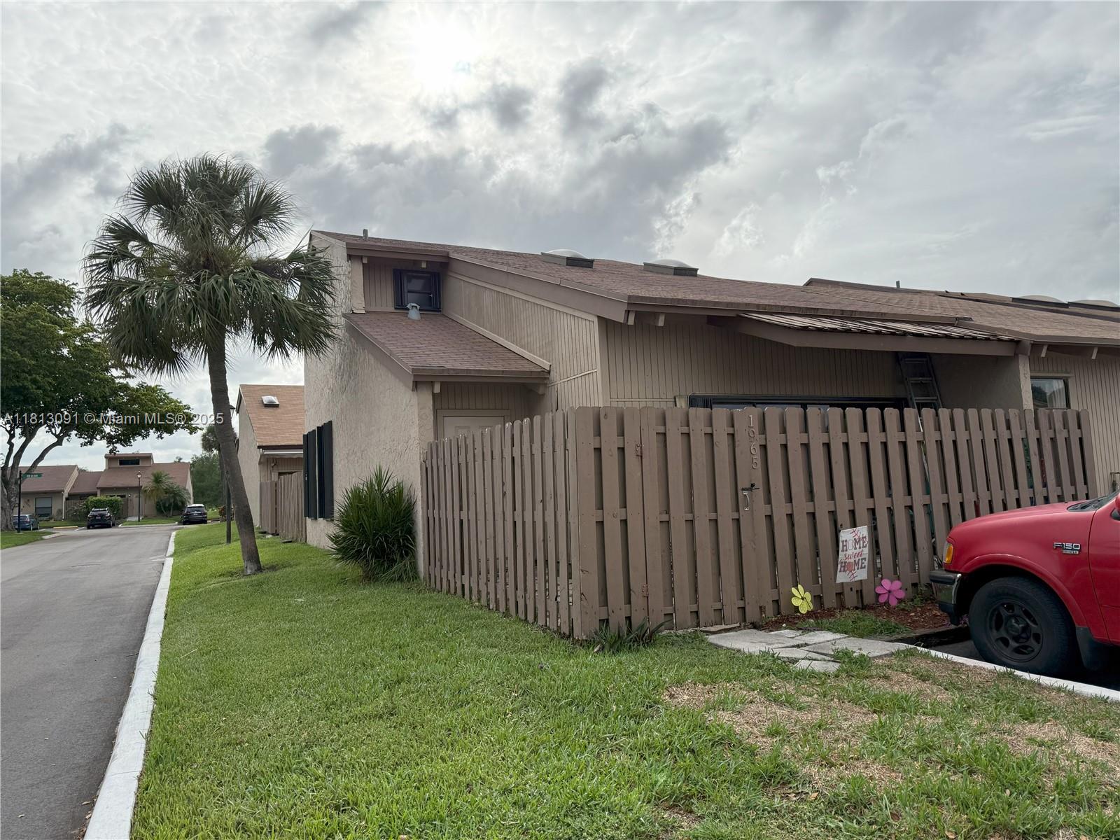 Property photo # 0