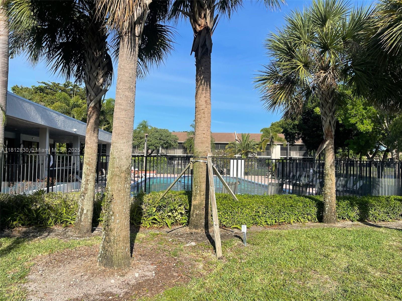 1290 S Military Trl #411, Deerfield Beach, Florida image 25