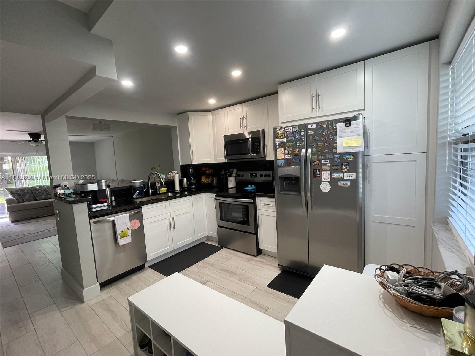 1290 S Military Trl #411, Deerfield Beach, Florida image 3