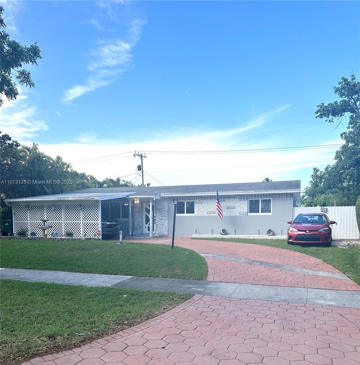 19511 Whispering Pines Rd, Cutler Bay, Florida image 1