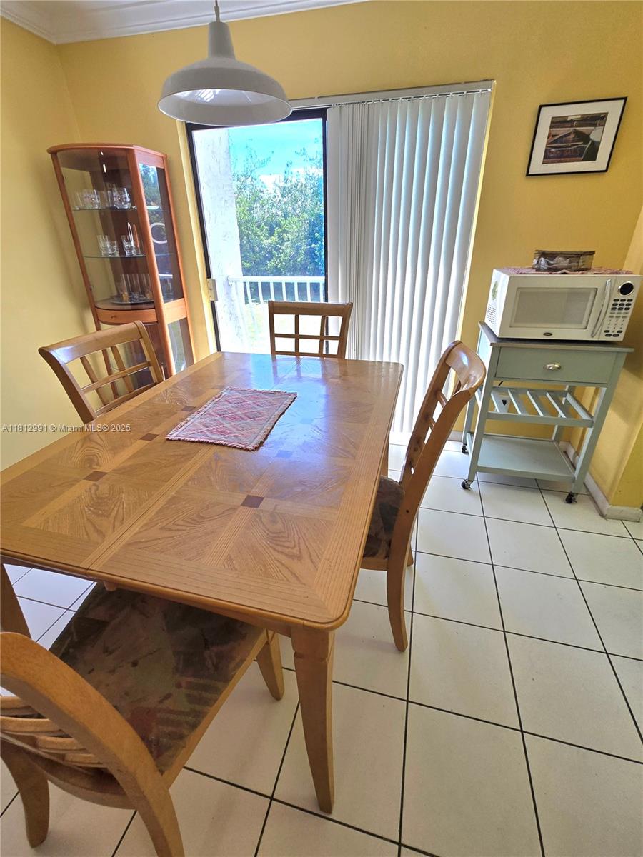 Residential, Dania Beach, Florida image 10
