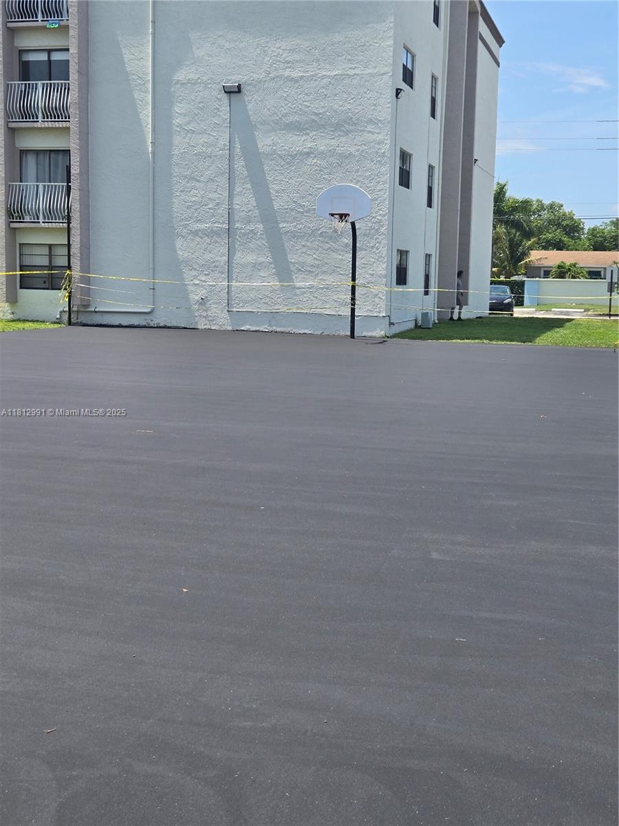 Residential, Dania Beach, Florida image 36