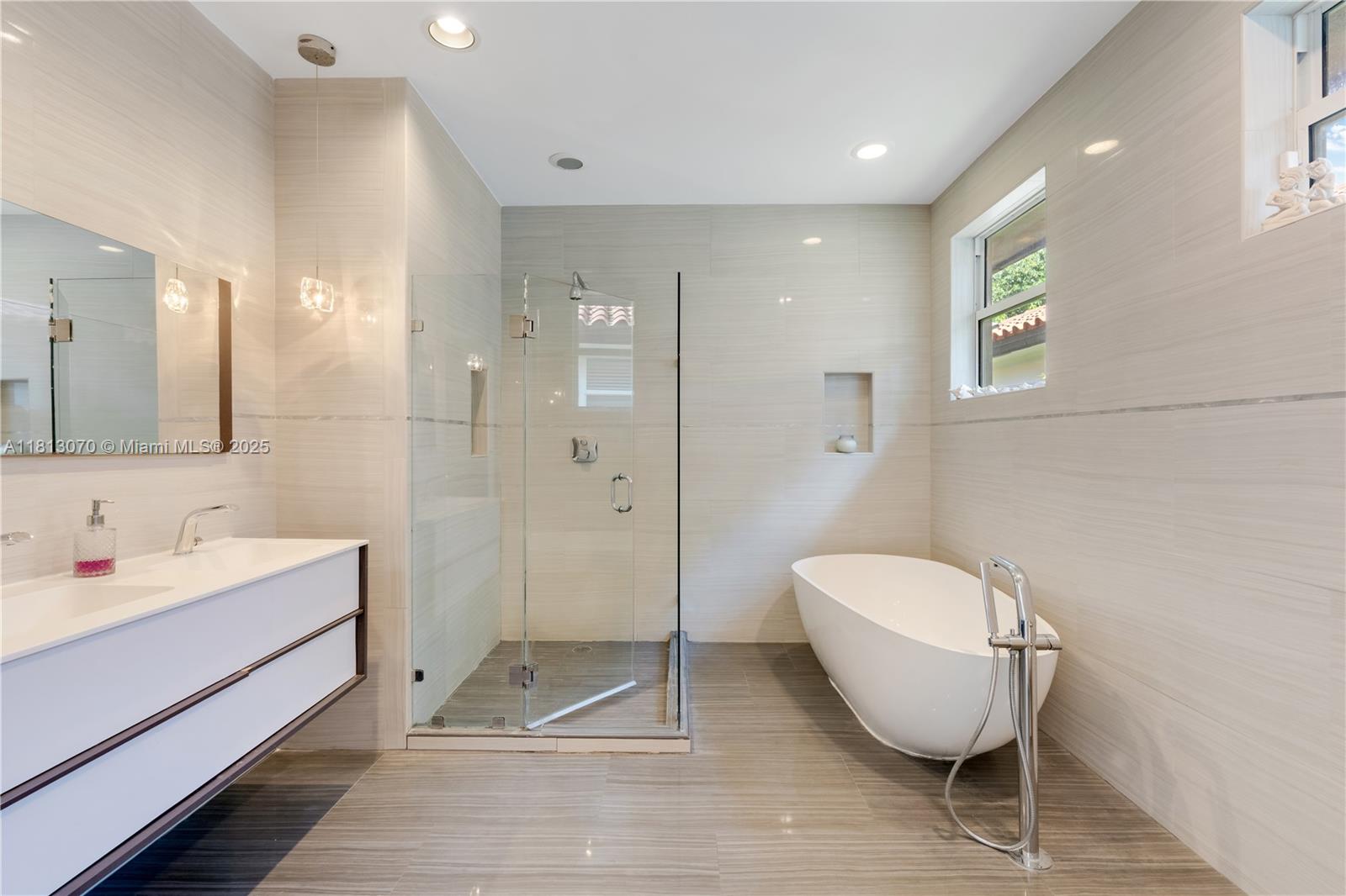 3154 Gifford Ln #3154, Miami, Florida image 22