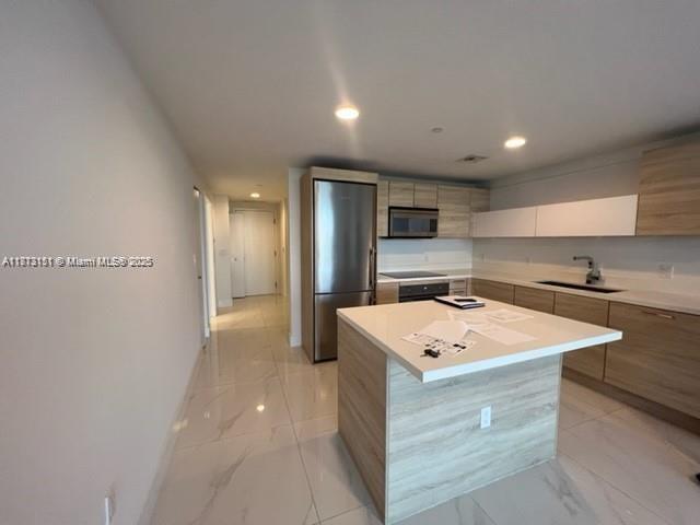 16385 Biscayne Blvd #820, North Miami Beach, Florida image 6