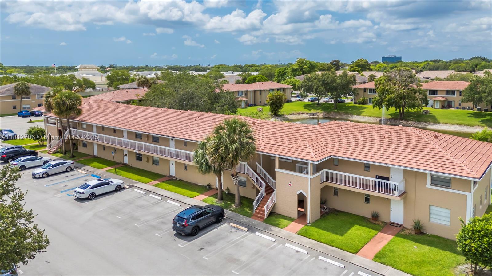 9906 Twin Lakes Dr #7-I, Coral Springs, Florida image 17