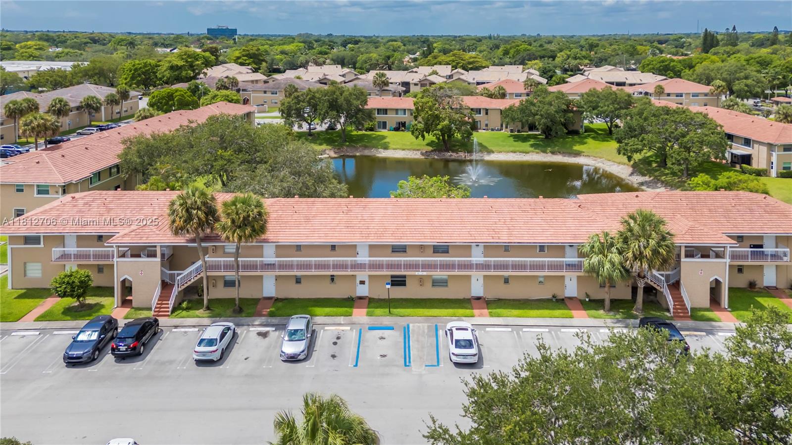 9906 Twin Lakes Dr #7-I, Coral Springs, Florida image 18