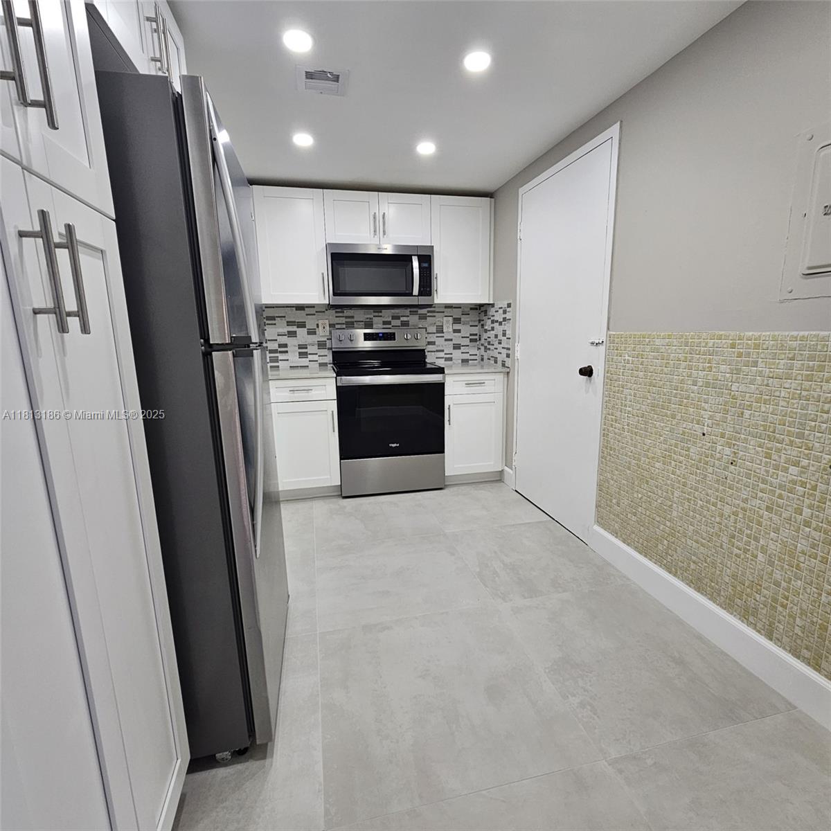 Property photo # 9