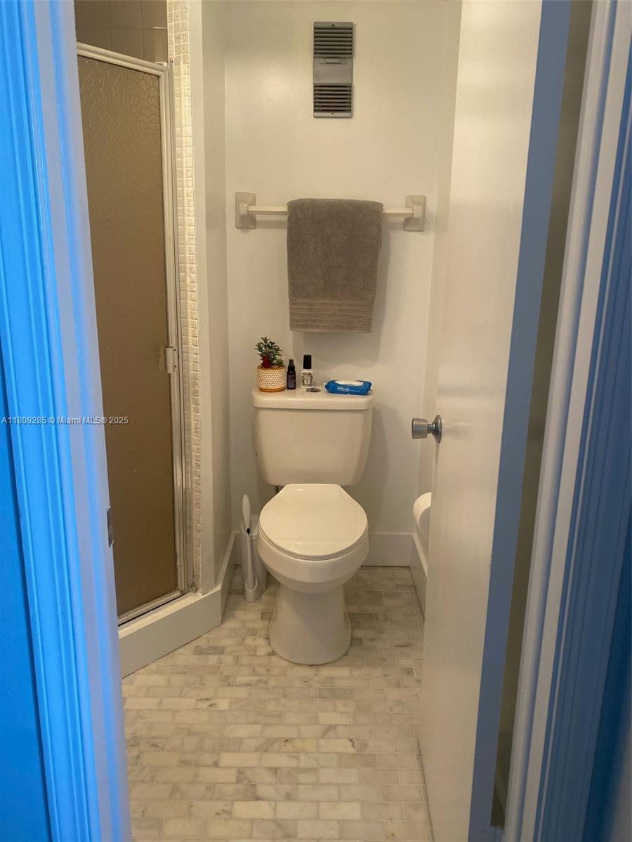 9420 Poinciana Pl #214, Davie, Florida image 20