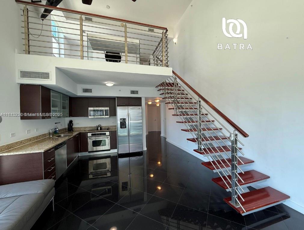 Apartamento para Alugar em Miami, FL