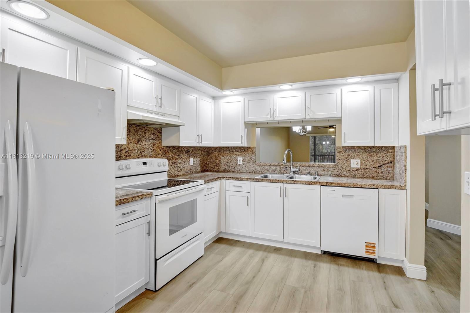 Property photo # 0