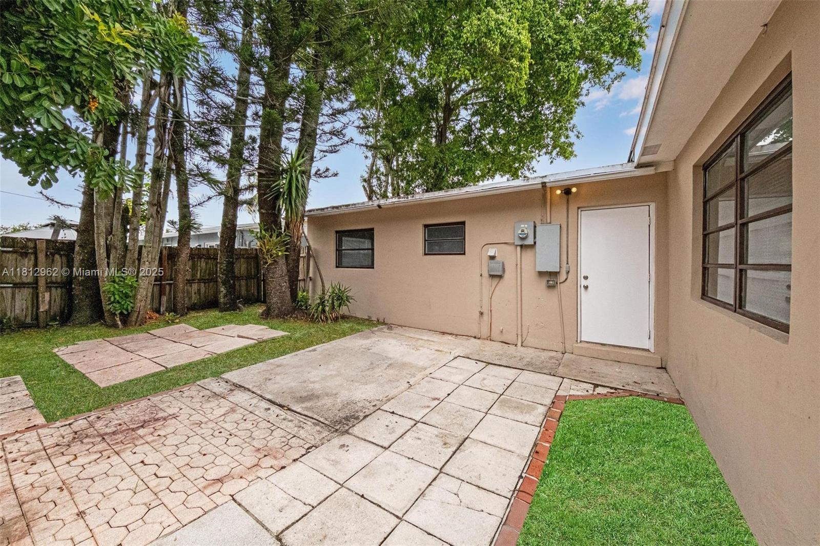 4968 SW 5th St, Margate, Florida image 33