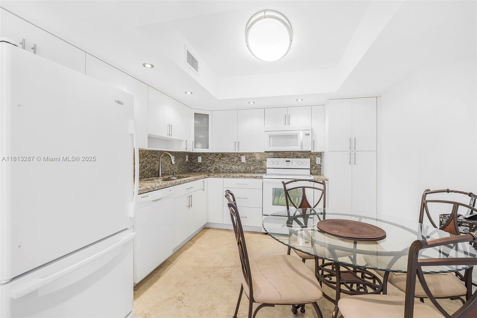 3180 S Ocean Dr 511