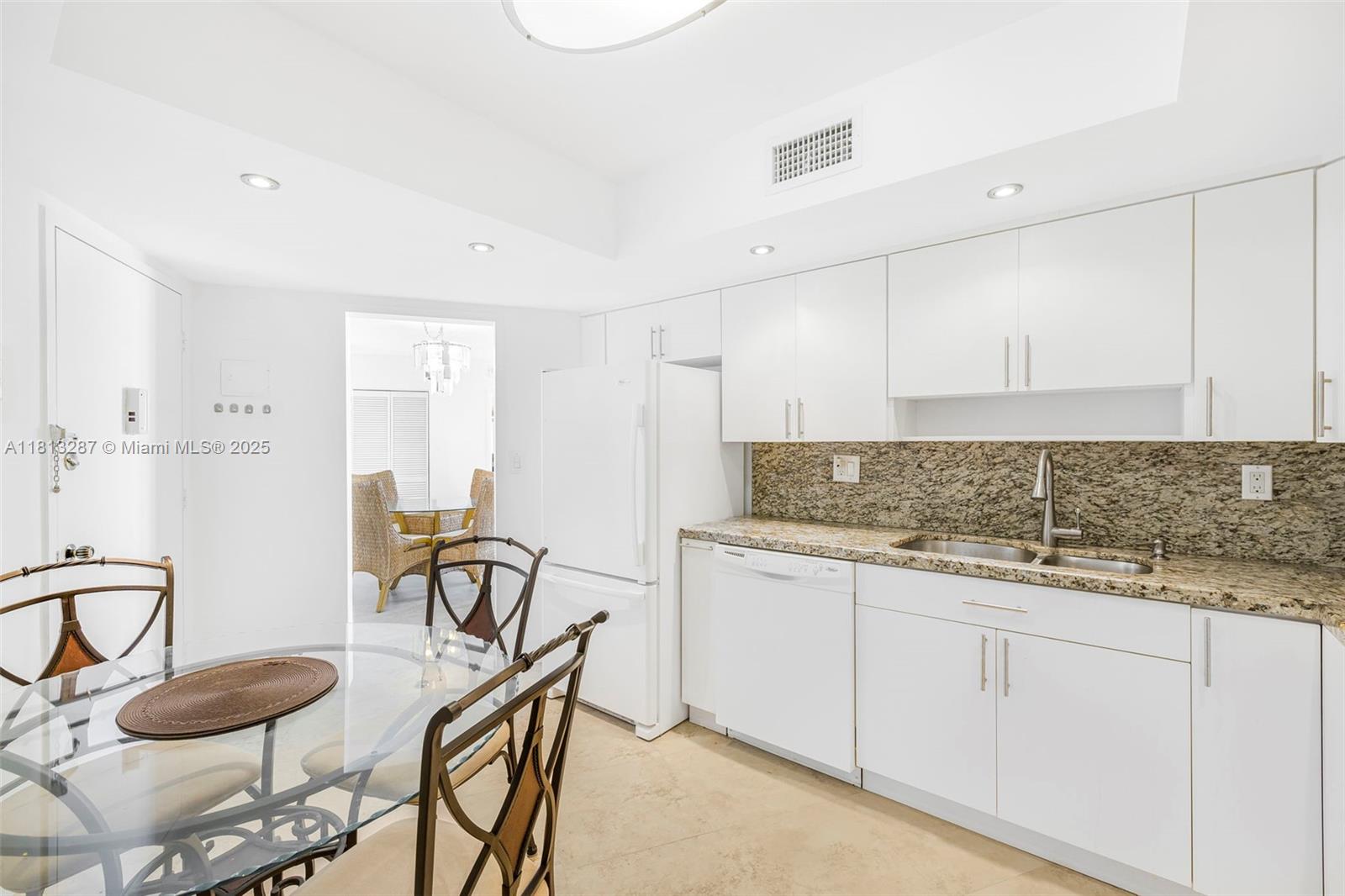 3180 S Ocean Dr 511