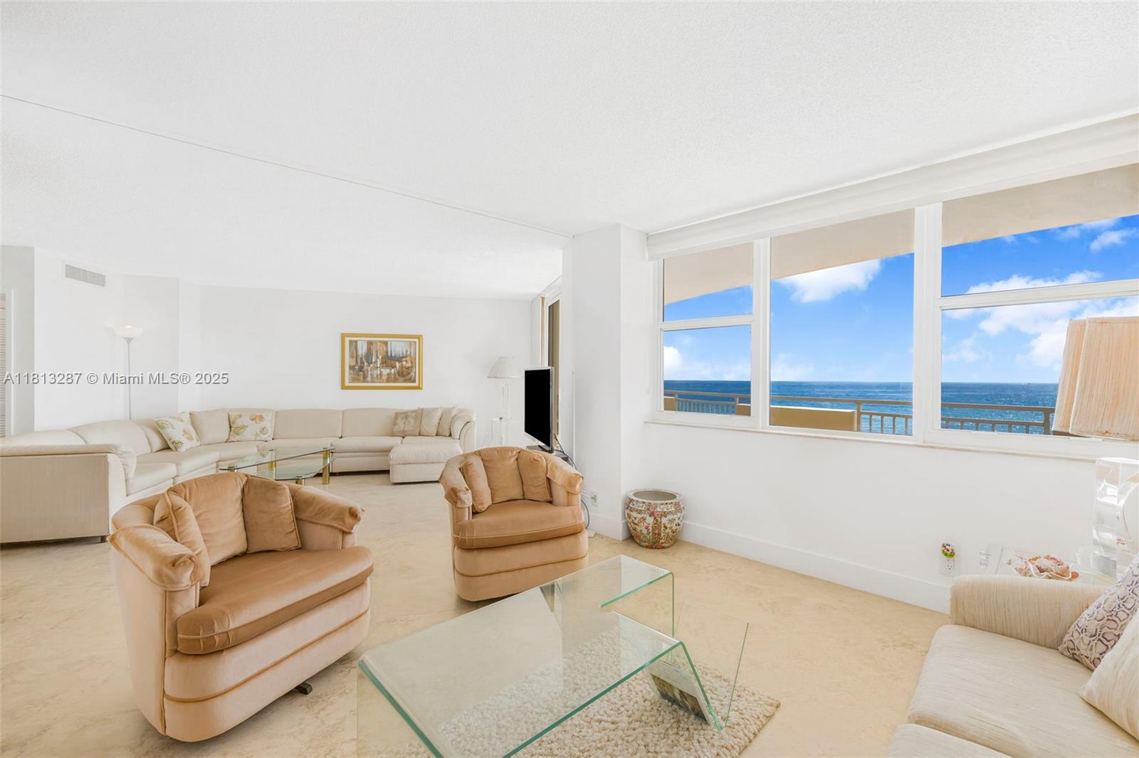 3180 S Ocean Dr 511