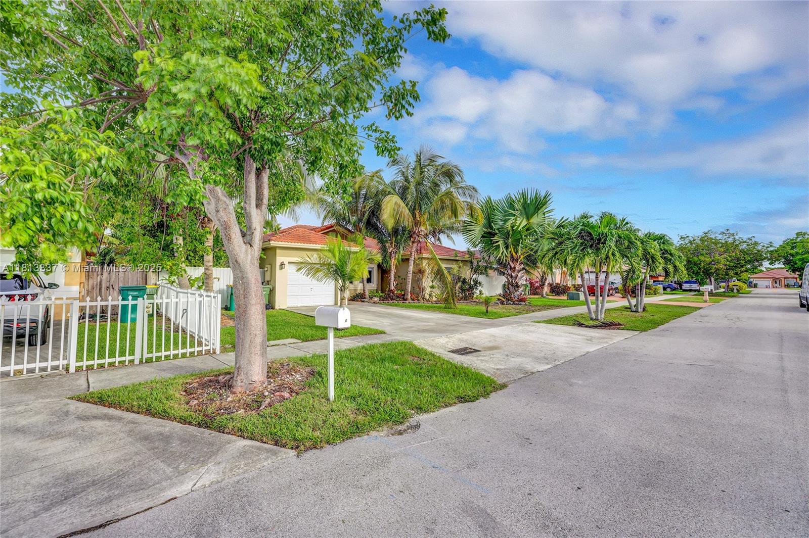 706 SE 13th Ter, Homestead, Florida image 27