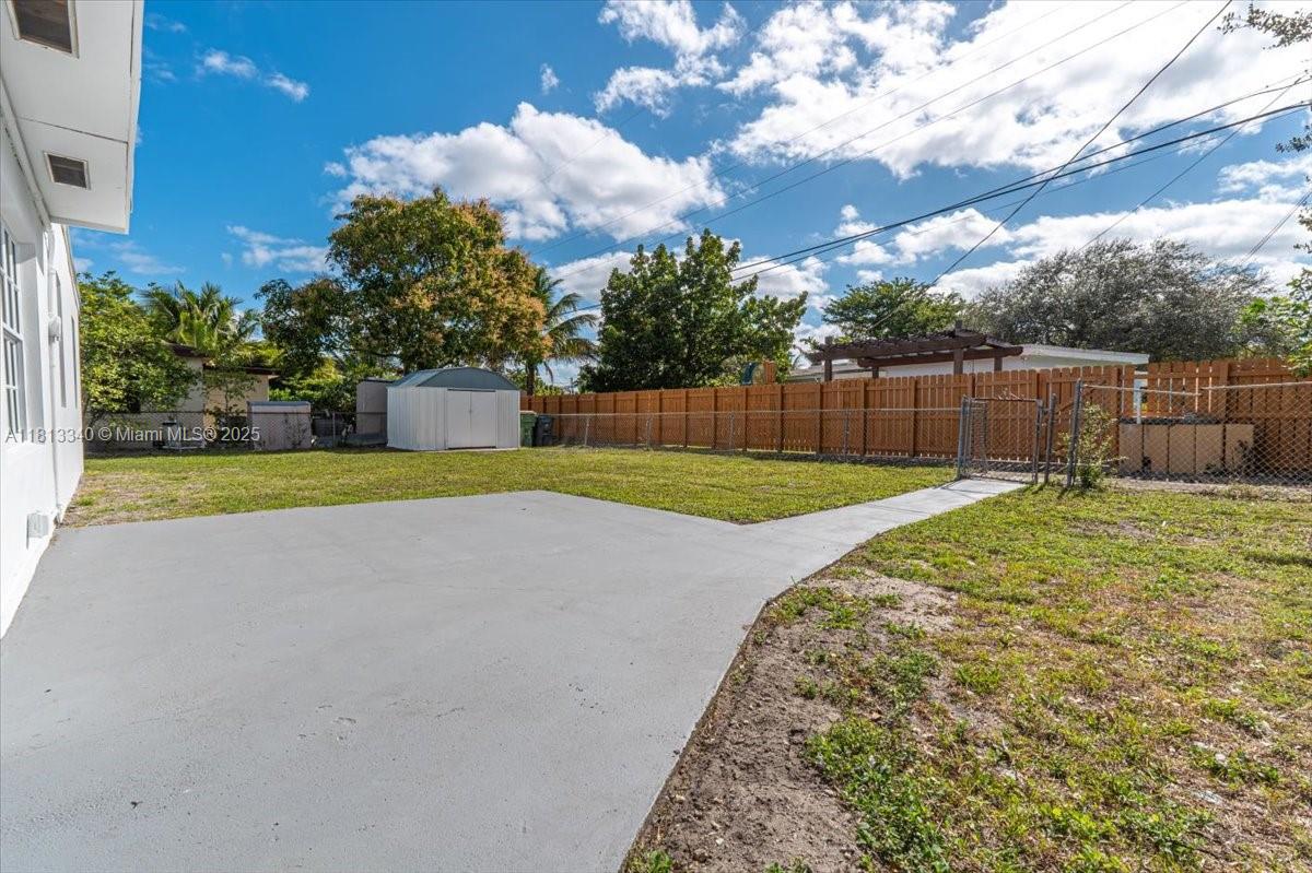 40 NW 121st St, North Miami, Florida image 17