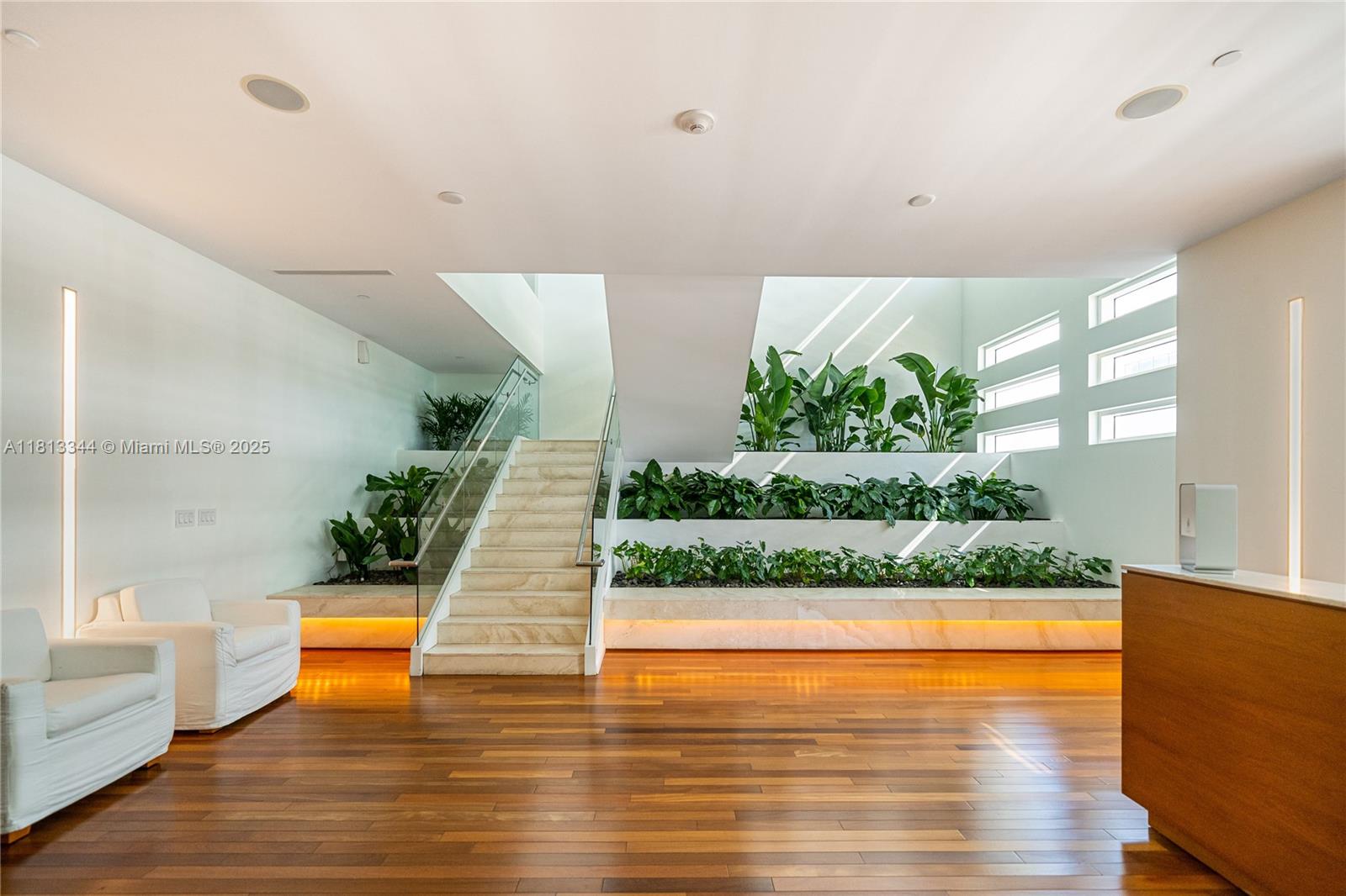 1040 Biscayne Blvd #2504, Miami FL 33132