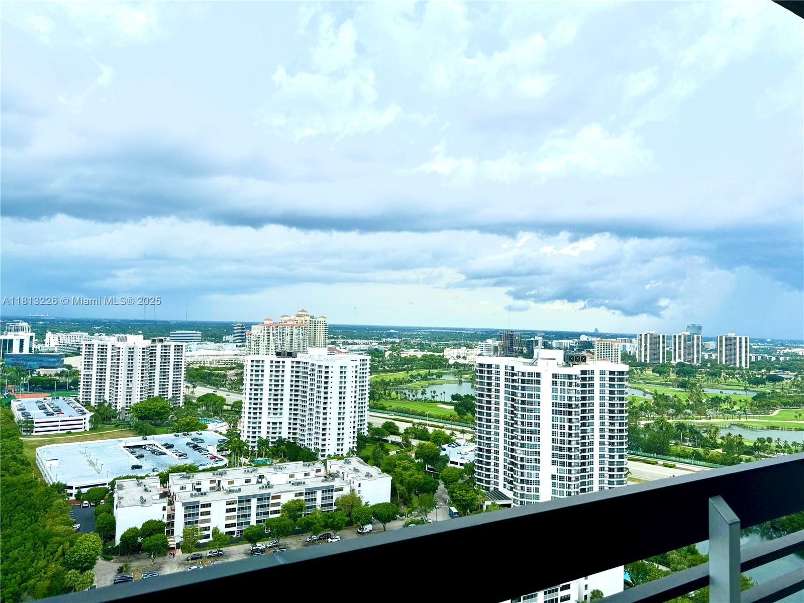 3530 Mystic Pointe Dr #3001, Aventura, Florida image 3