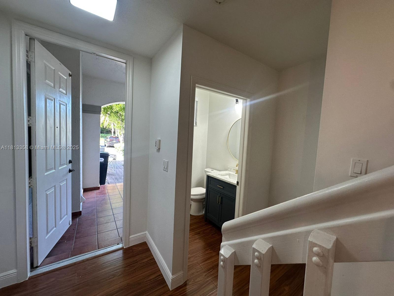 11281 NW 42nd Ter, Doral, Florida image 25