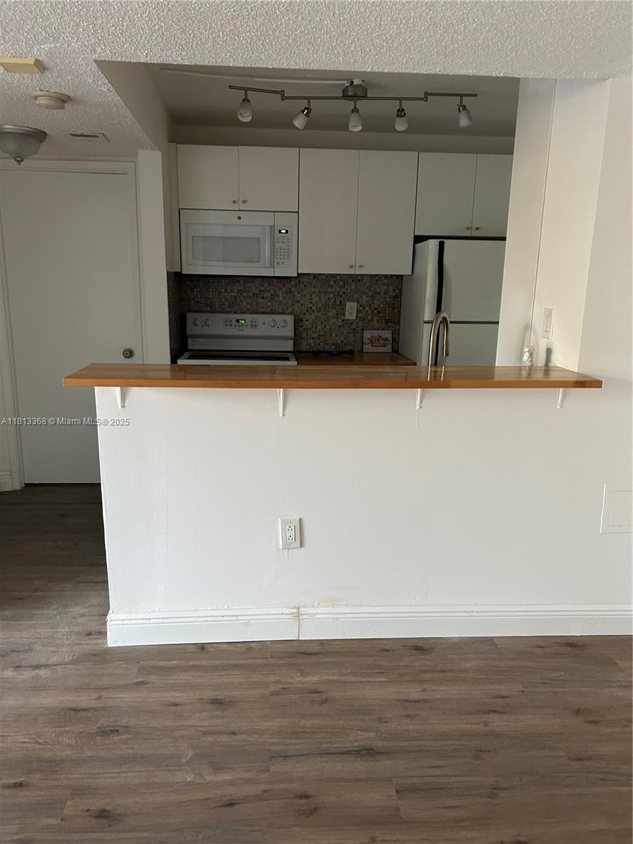 Property photo # 7