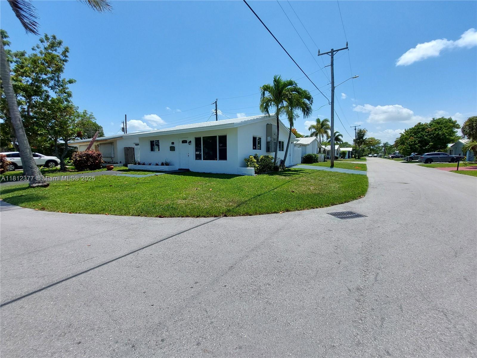 4579 NW 16th Way, Tamarac, Florida image 1