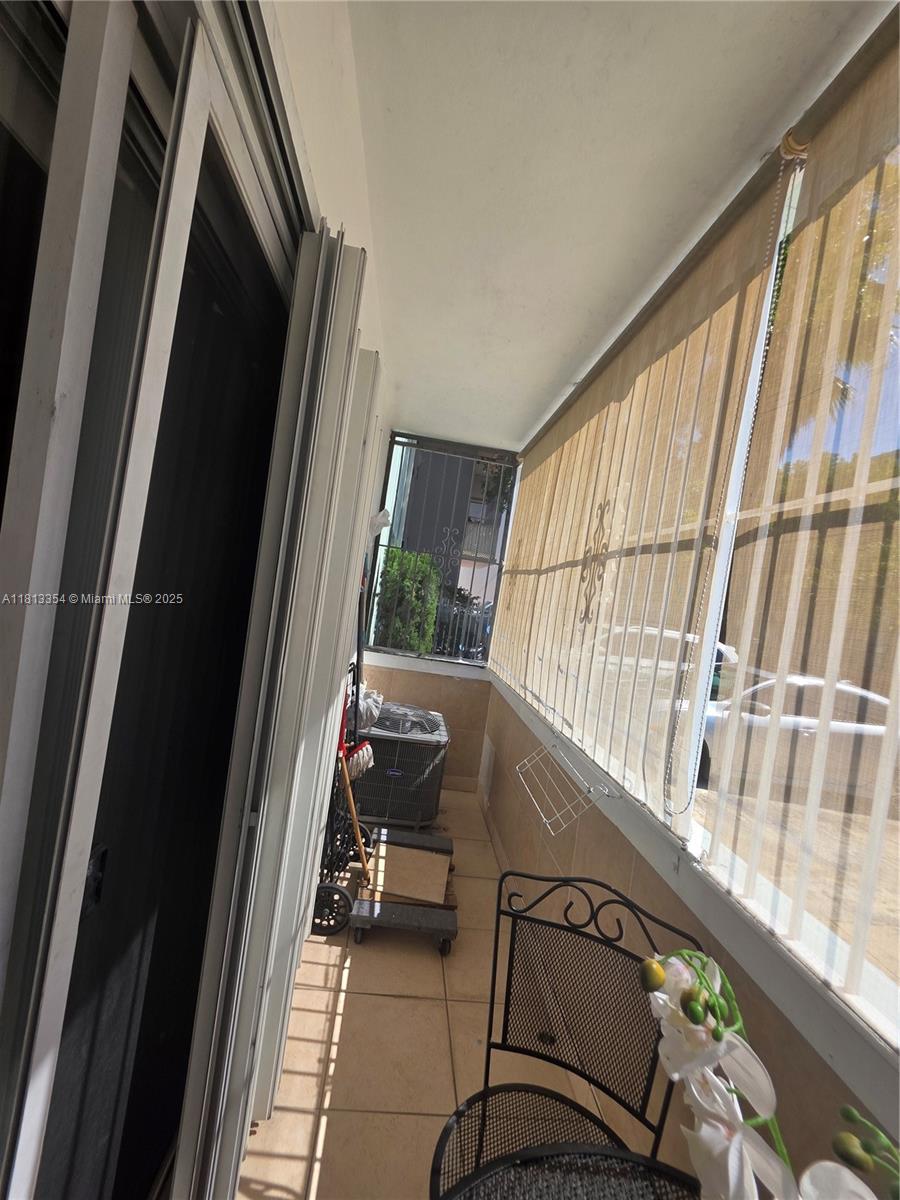 543 Meridian Ave #1, Miami Beach, Florida image 11