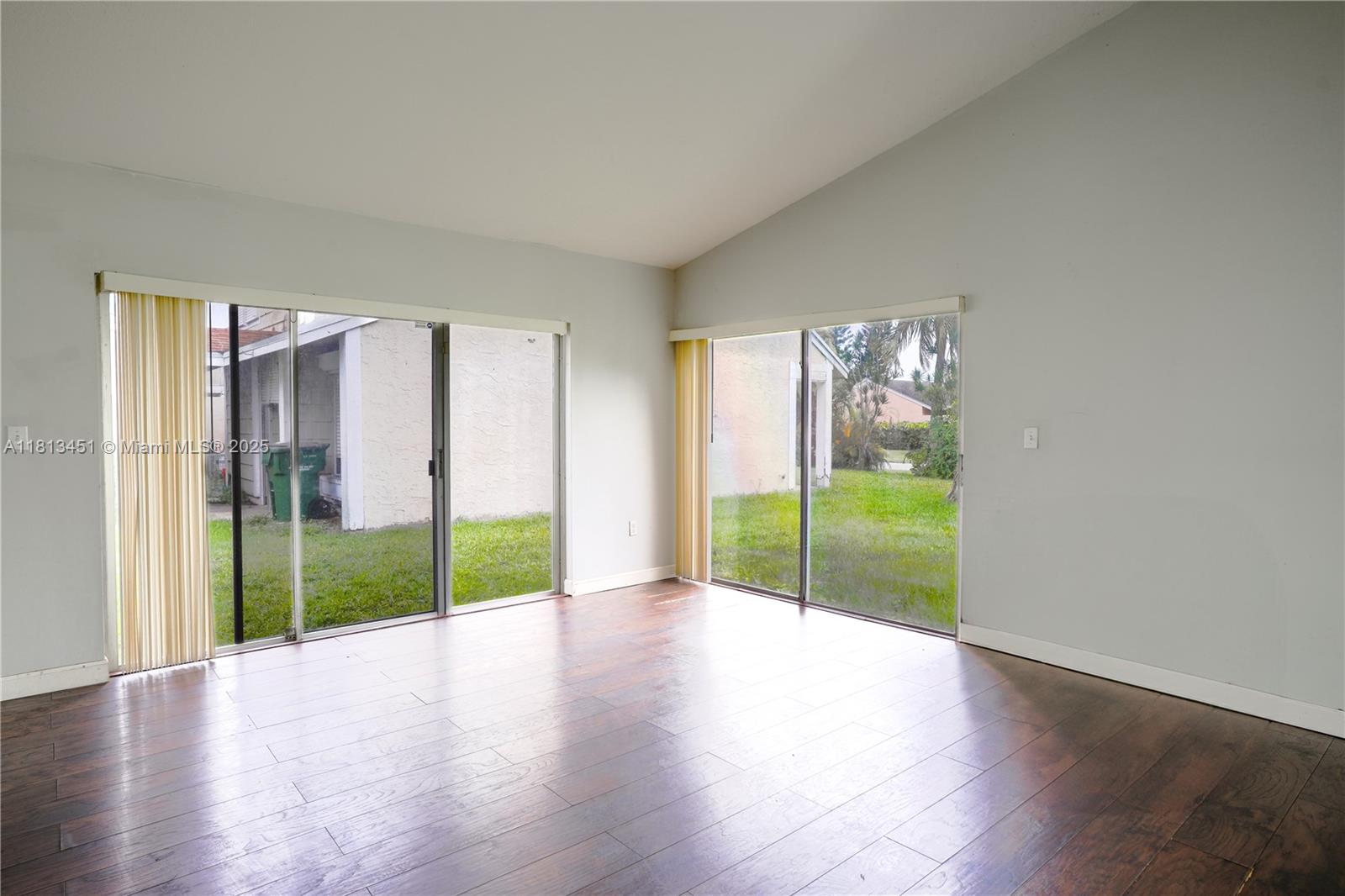 1312 N Quetzal Ct, Homestead, Florida image 8