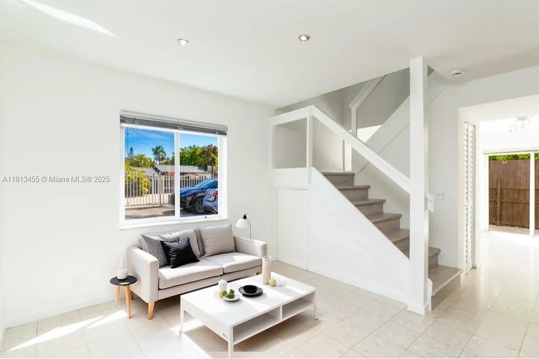 Property photo # 7