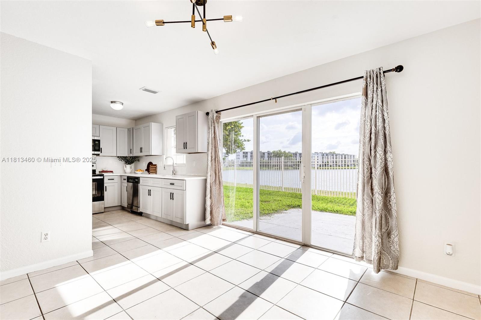 2053 SW 87th Ter, Miramar, Florida image 6