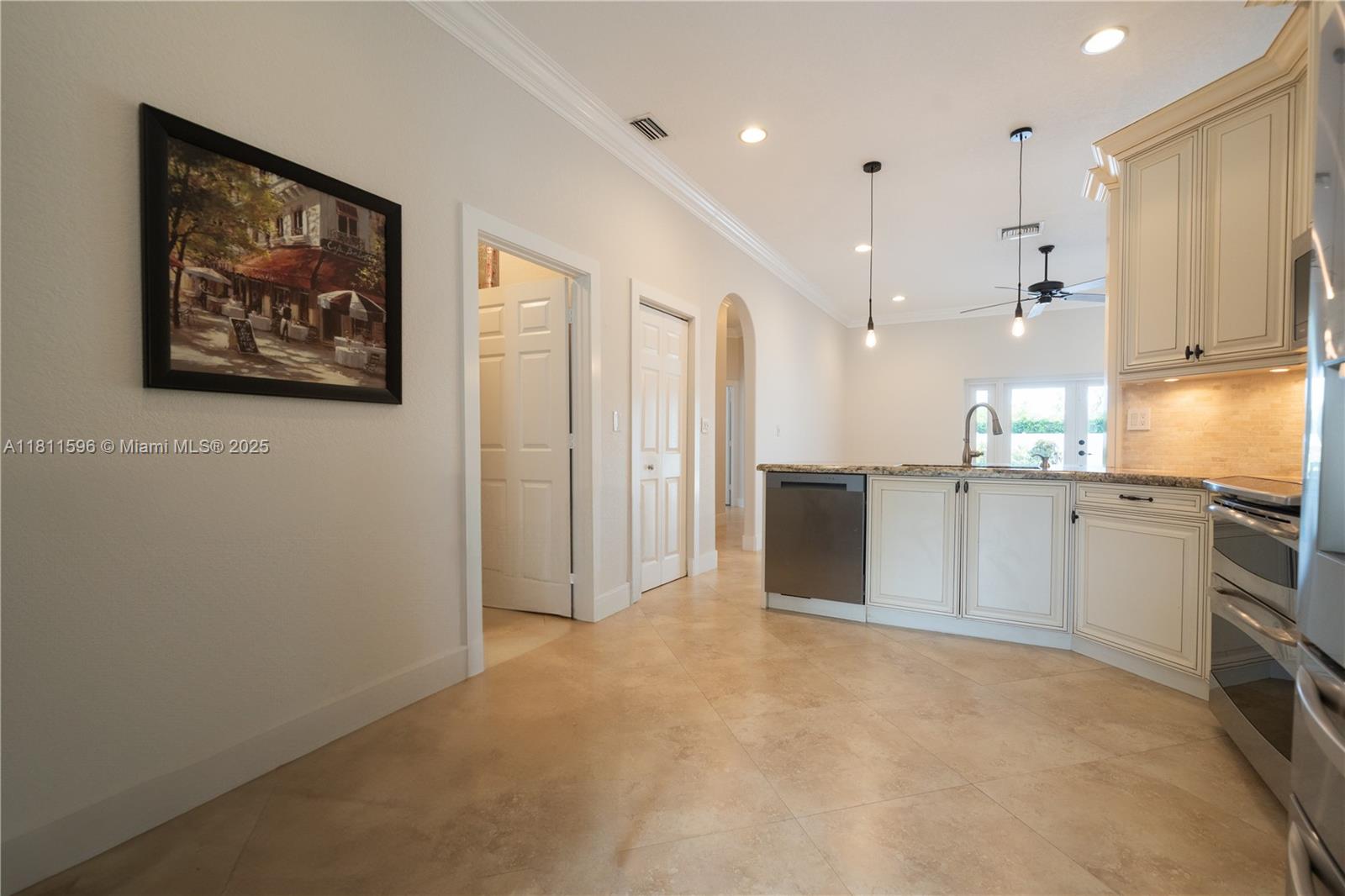16404 Diamond Place, Weston, Florida image 7