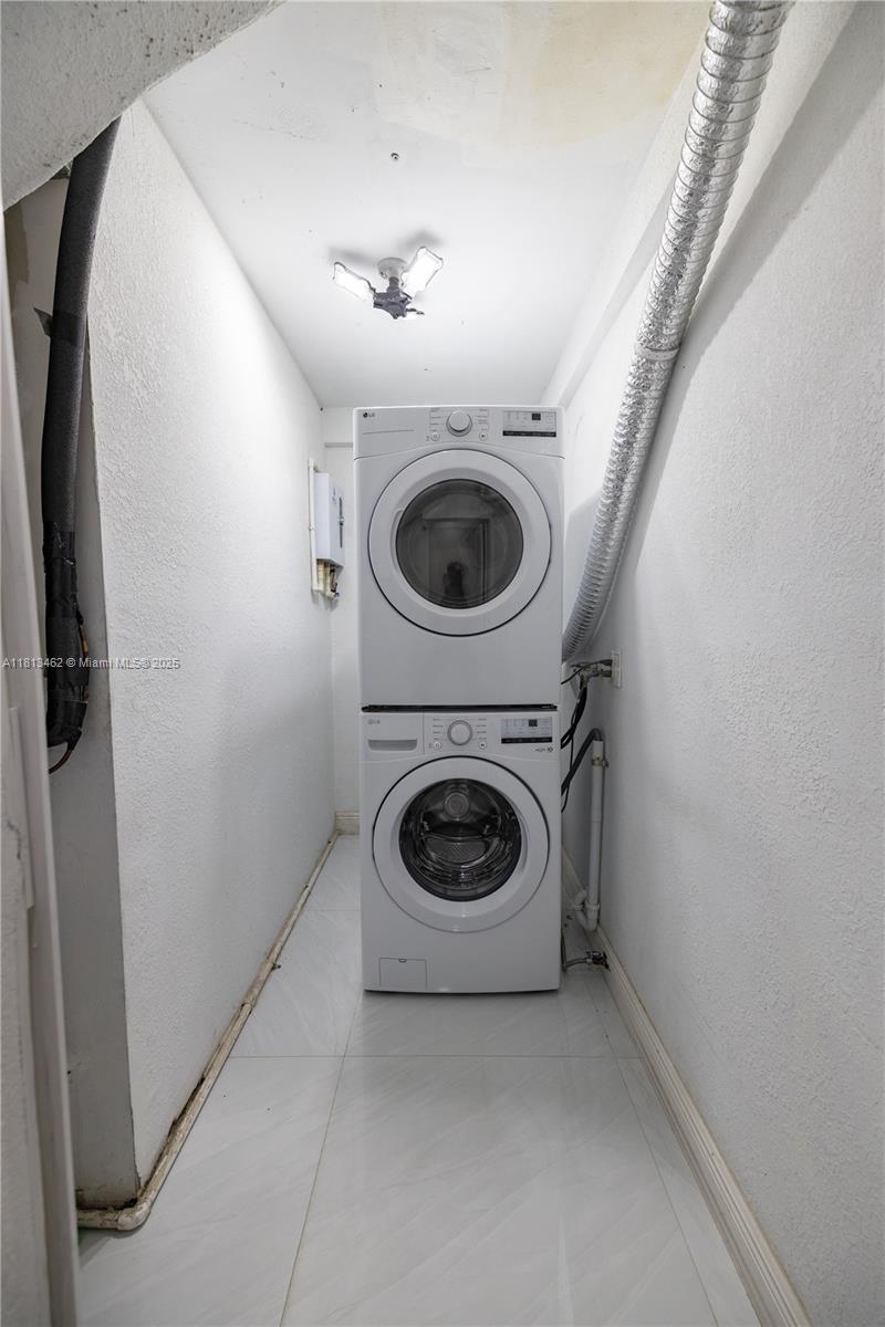 5330 E 6th Ave, Hialeah, Florida image 21