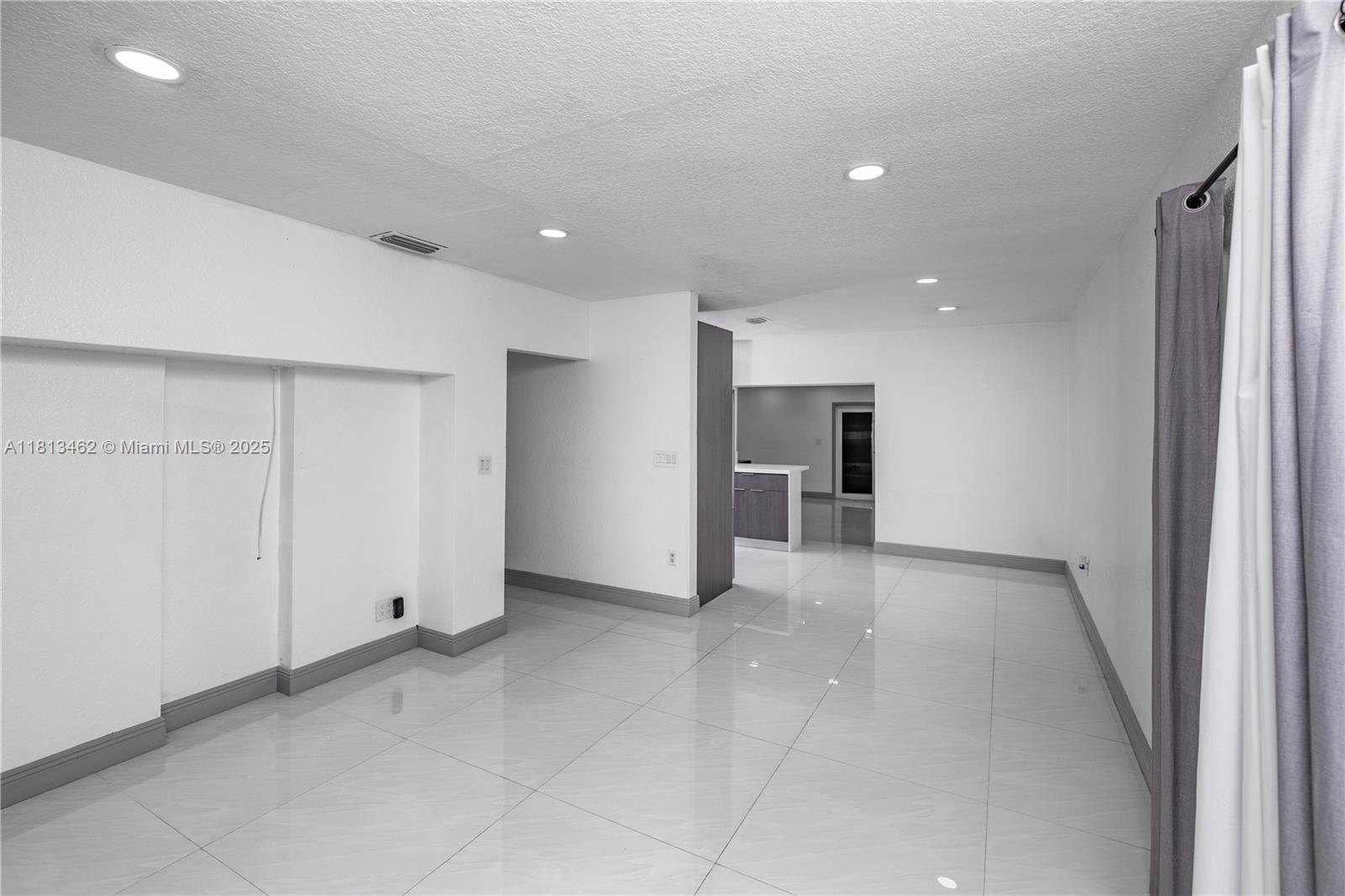 5330 E 6th Ave, Hialeah, Florida image 6