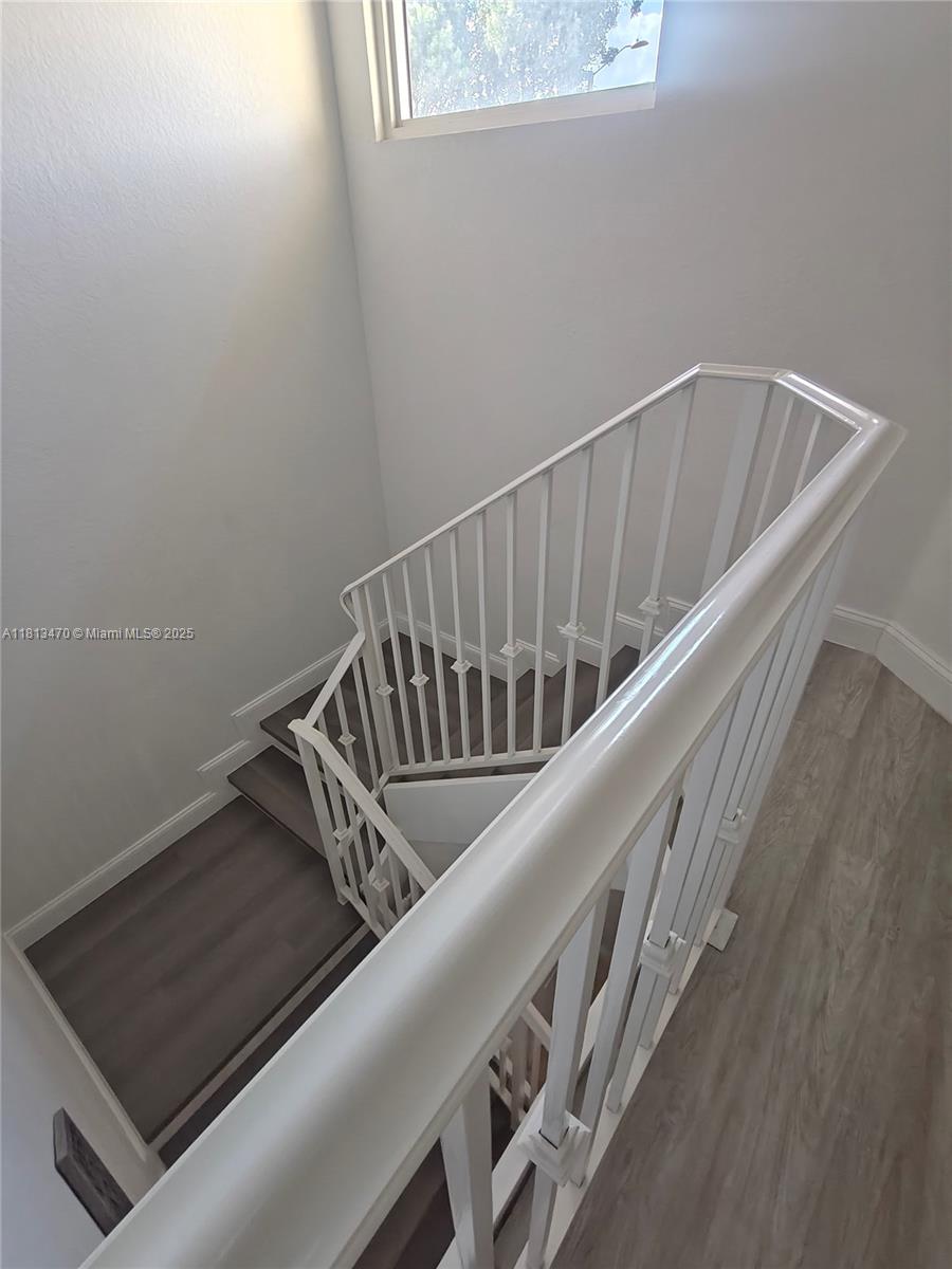 17847 NW 74th Path, Hialeah, Florida image 20