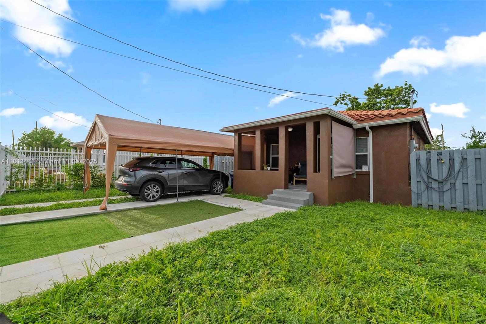 Property photo # 0