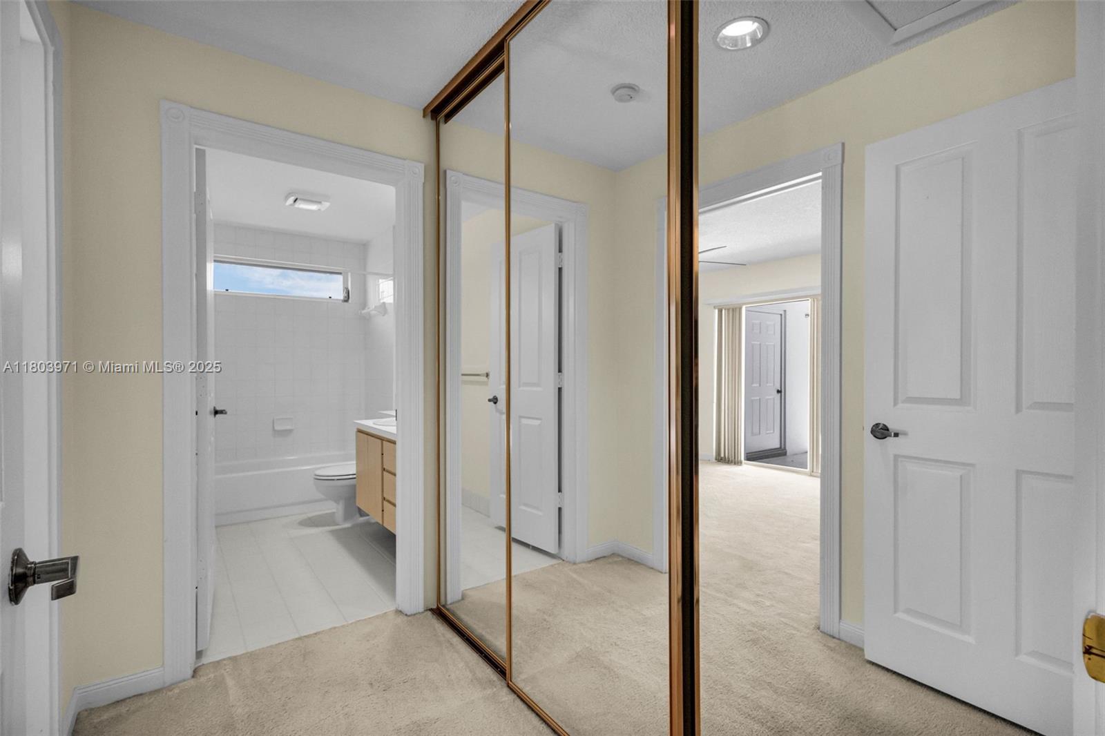 2904 Pin Oak Ct, Palm Beach Gardens, Florida image 19