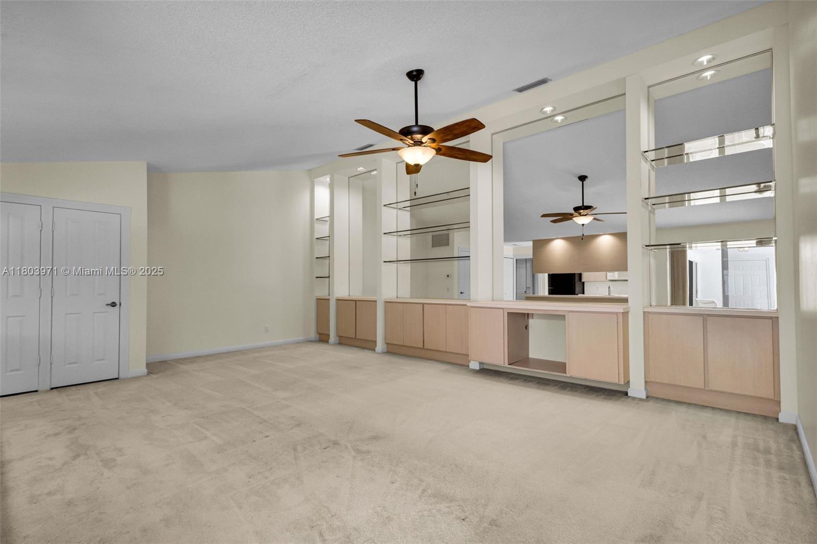 2904 Pin Oak Ct, Palm Beach Gardens, Florida image 6