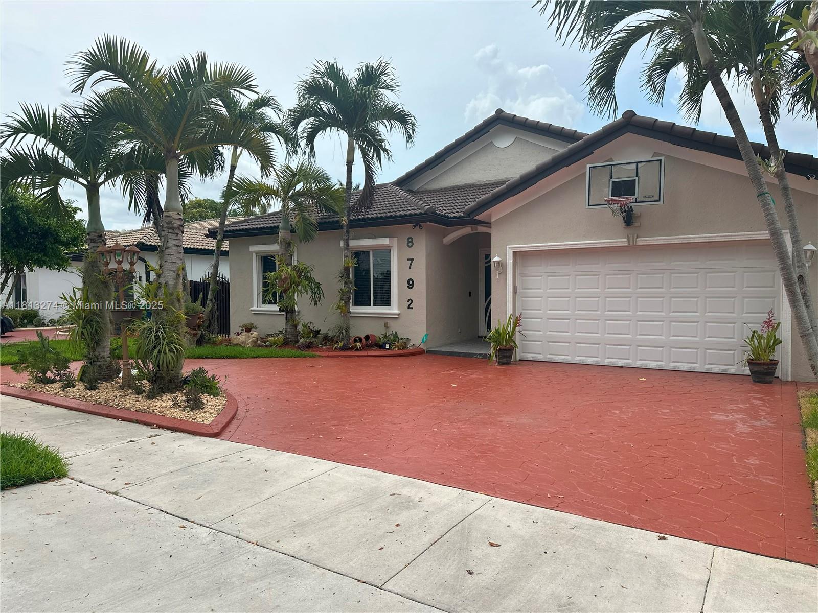 8792 NW 167th St, Miami Lakes, Florida image 1