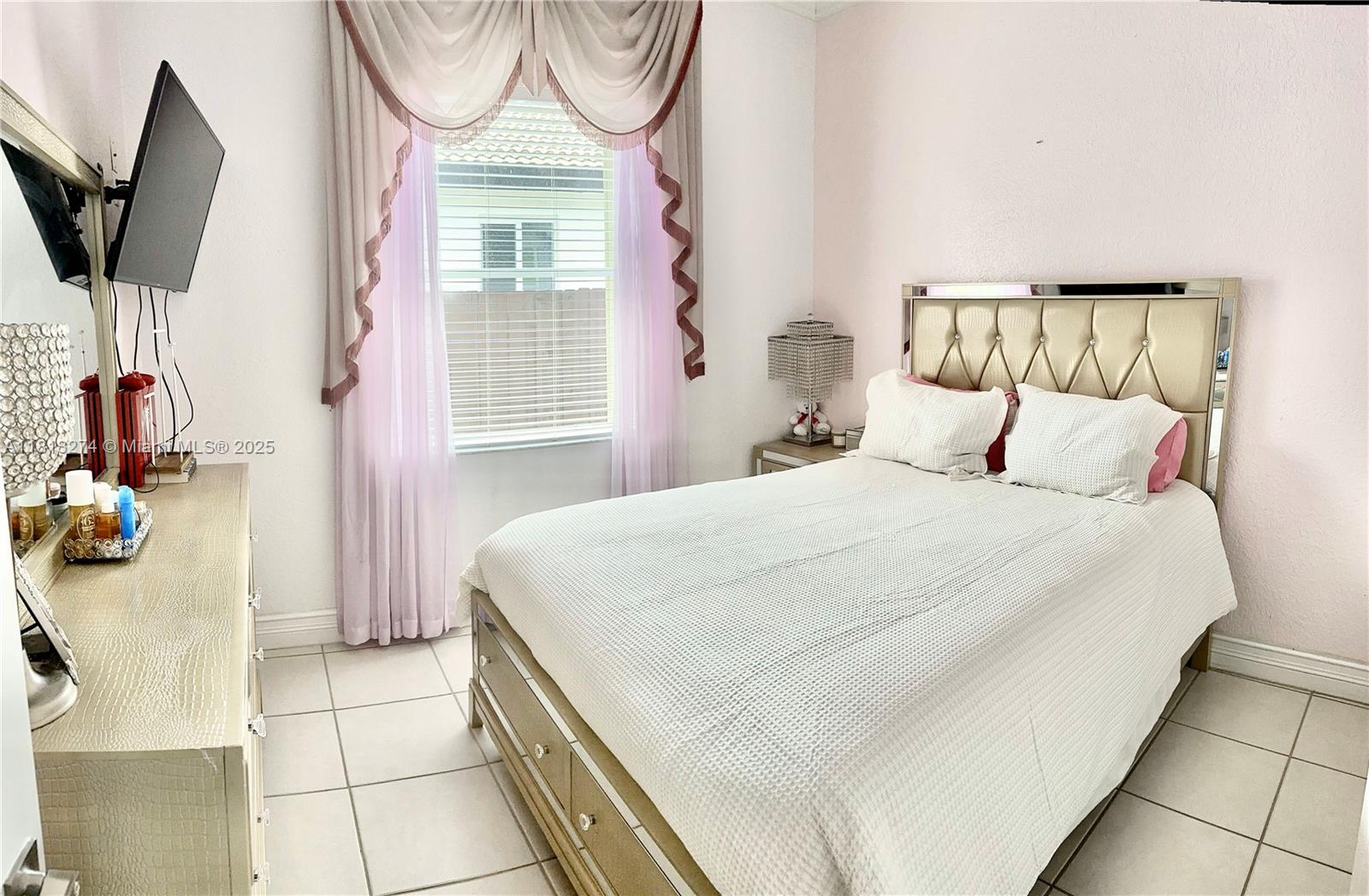 8792 NW 167th St, Miami Lakes, Florida image 12