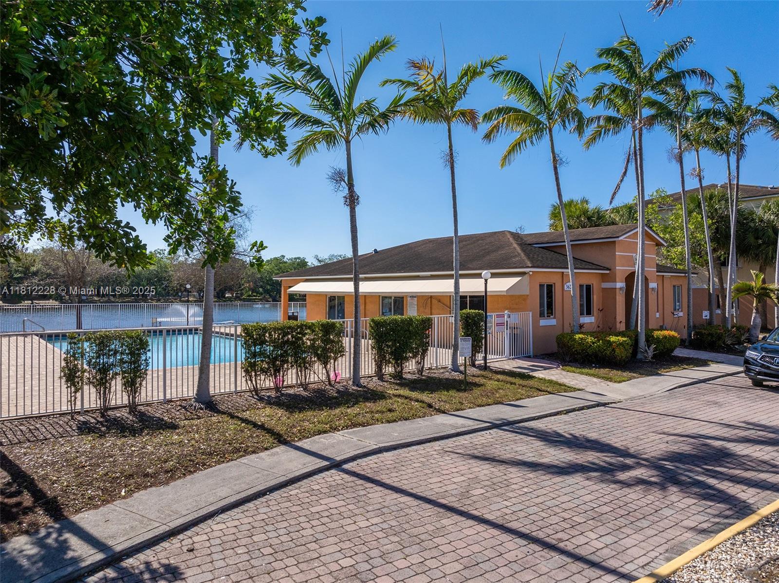 3690 N 56th Ave #948, Hollywood, Florida image 18