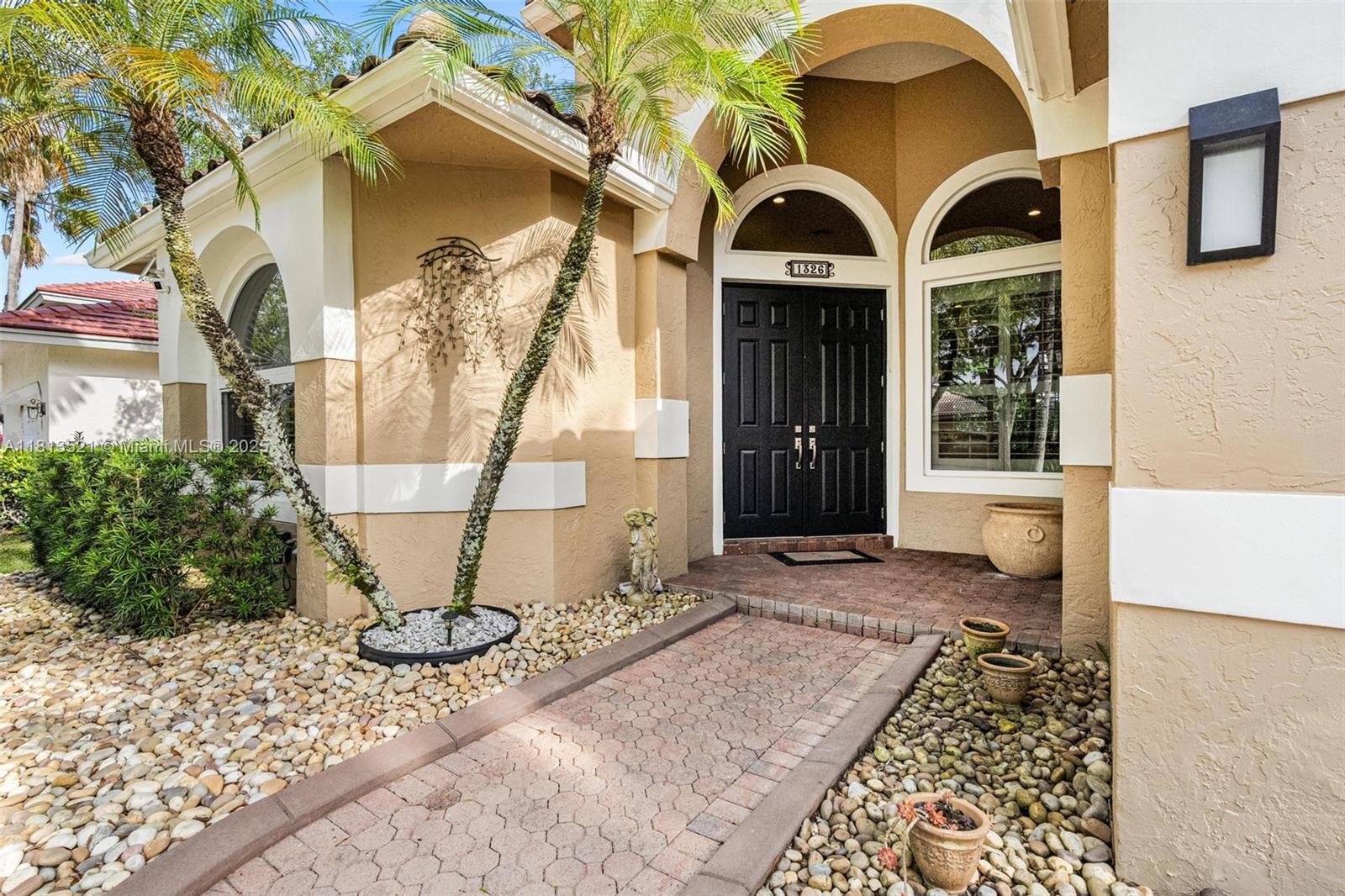 1326 Ginger Cir, Weston, Florida image 9