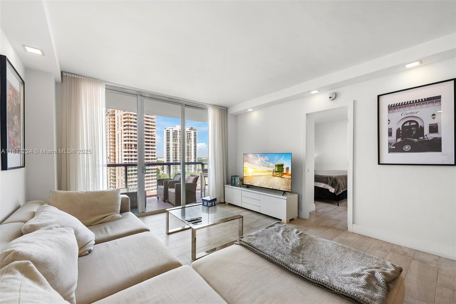 19390 Collins Ave #1519, Sunny Isles Beach, Florida image 3